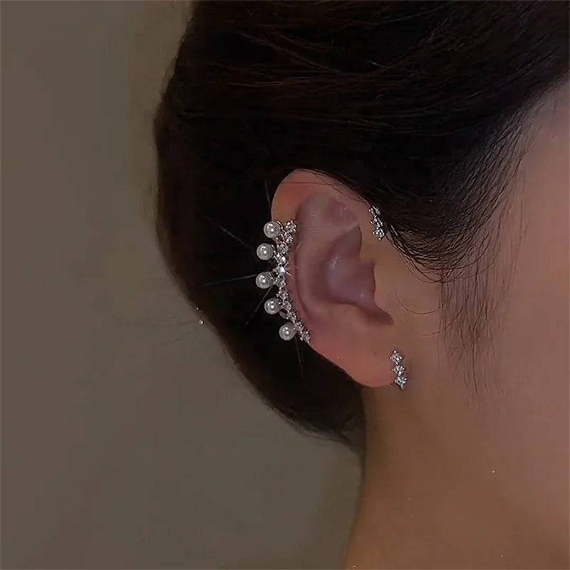 Silver Color Pearl Ear Cuff – Vintage Crystal Zircon Ear Clip, No Pier✨ Add a Touch of Elegance with the Silver Pearl Ear Cuff! This beautiful Vintage Crystal Zircon Ear Clip is the perfect accessory for women who want a chic, sophistiShop All I WantShop All I WantSilver Color Pearl Ear Cuff – Vintage Crystal Zircon Ear Clip,