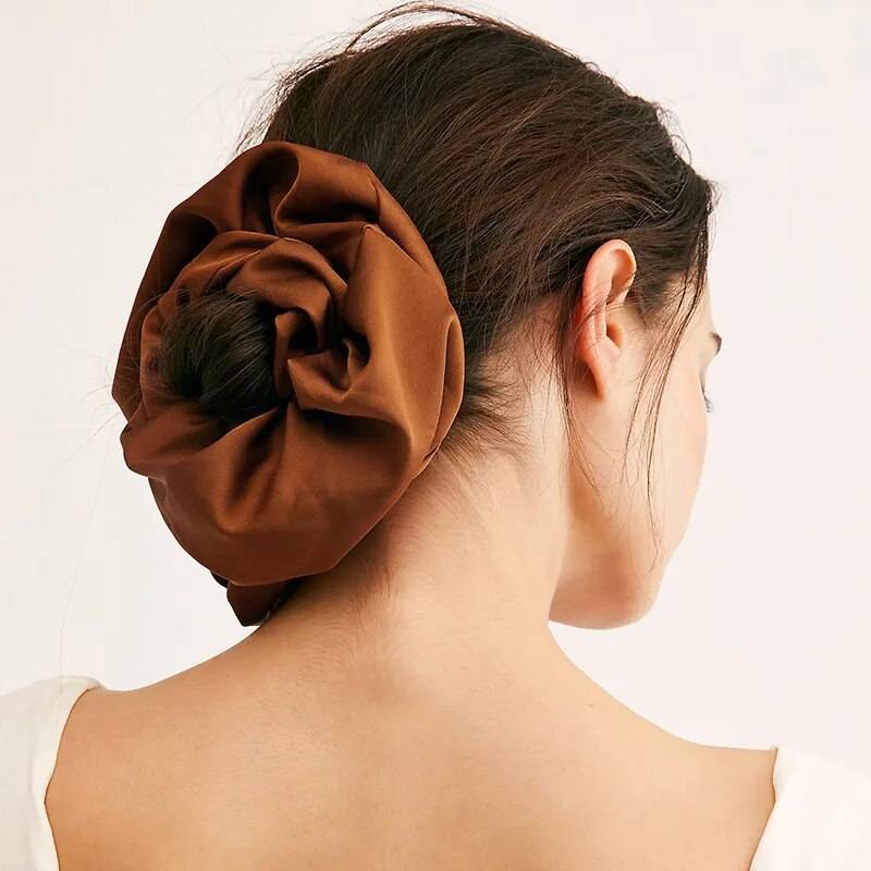 Oversized Satin Scrunchies ππElevate your hair game with our Oversized Satin Scrunchies - the perfect blend of style and functionality to add a touch of elegance to your hairstyles. ππβ¨
Key FeSHOP ALL I WANTShop All I WantOversized Satin Scrunchies
