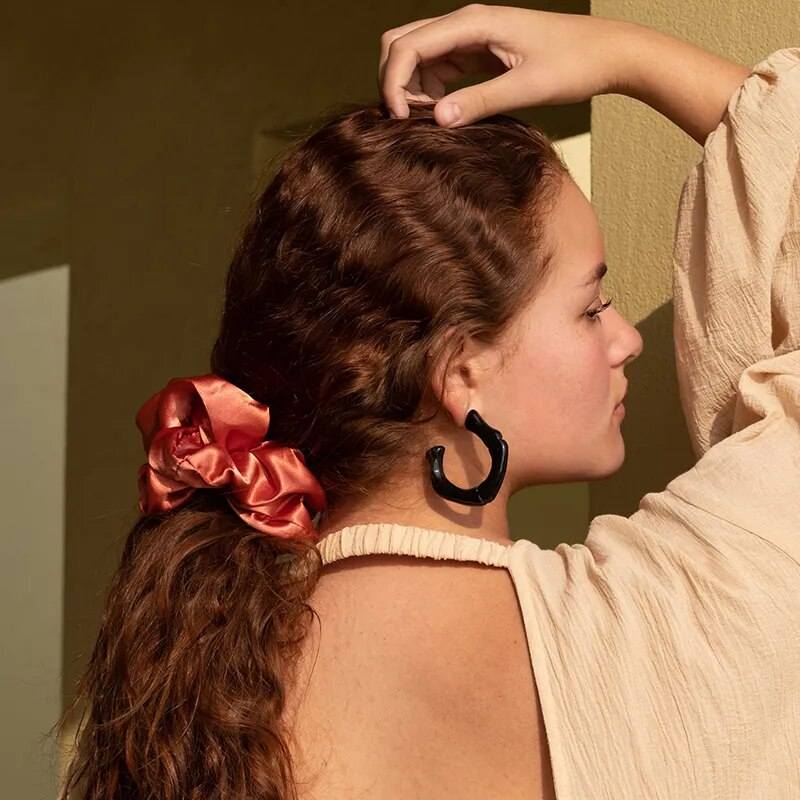 Oversized Satin Scrunchies ππElevate your hair game with our Oversized Satin Scrunchies - the perfect blend of style and functionality to add a touch of elegance to your hairstyles. ππβ¨
Key FeSHOP ALL I WANTShop All I WantOversized Satin Scrunchies