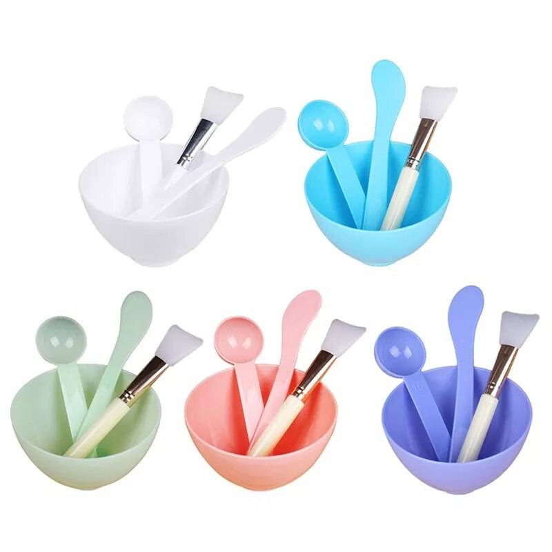 Brush Set Bowls 🌸🖌️Enjoy your skincare routine with these essential mask mixing bowls. They provide the perfect platform for creating custom skincare treatments. Craft your own face maSHOP ALL I WANTShop All I Wantbrush set bowls