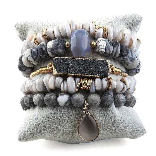 Beaded Bracelet Set 🌟📿Introducing our Beaded Bracelet Set – a dazzling ensemble that combines the charm of beads with the radiance of style. 🌟📿
🌈 Colorful Harmony: Immerse yourself in SHOP ALL I WANTShop All I WantBeaded Bracelet Set