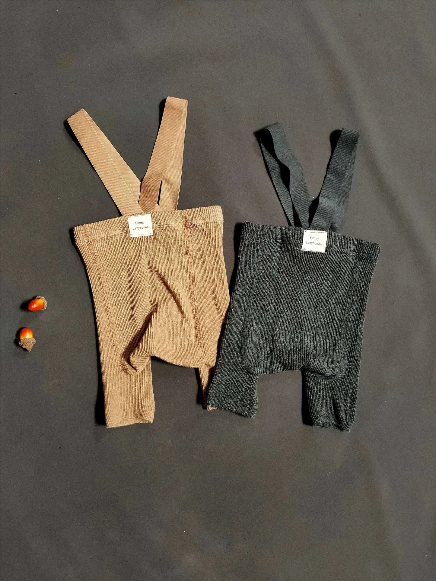 Baby Suspender Shorts – High Waist, Spanish Style, Tight-Fitting, TrenDress your little one in fashion-forward comfort with these Baby Suspender Shorts. Featuring a high waist and Spanish style, these tight-fitting leggings are perfectShop All I WantShop All I WantBaby Suspender Shorts