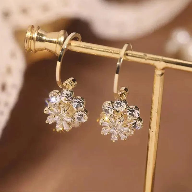 French Gold Pearl Earrings ๐ธ #KoreanFashionIntroducing our French Gold Pearl Earrings โ a harmonious blend of French sophistication and Korean fashion finesse. These earrings transcend cultural boundaries, ofSHOP ALL I WANTShop All I WantFrench Gold Pearl Earrings