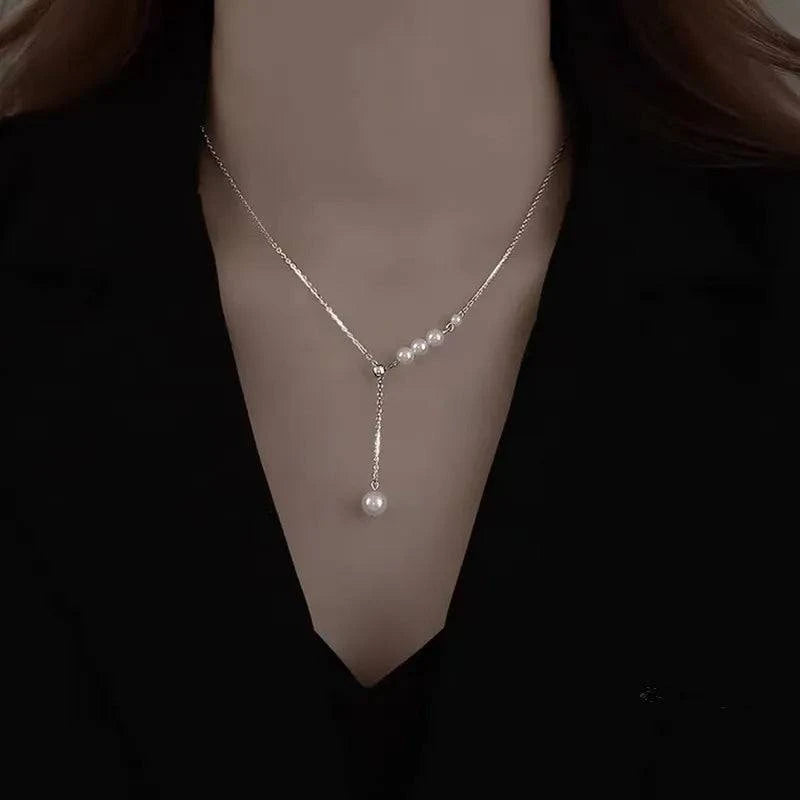 Kpop Pearl Choker Necklace ๐๐ฟEnhance your style with our Kpop Pearl Choker Necklace - a trendy and elegant accessory that adds a touch of sophistication to your look. ๐๐ฟโจ
Key Features:
๐ TrenSHOP ALL I WANTShop All I WantKpop Pearl Choker Necklace