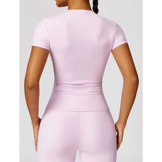 Breathable Running T-Shirt 💕Enhance your run with this breathable running t-shirt! Designed for comfort and performance, it keeps you cool and dry during workouts. 🏃♂️💨
(Note: 1 The colSHOP ALL I WANTShop All I WantBreathable Running