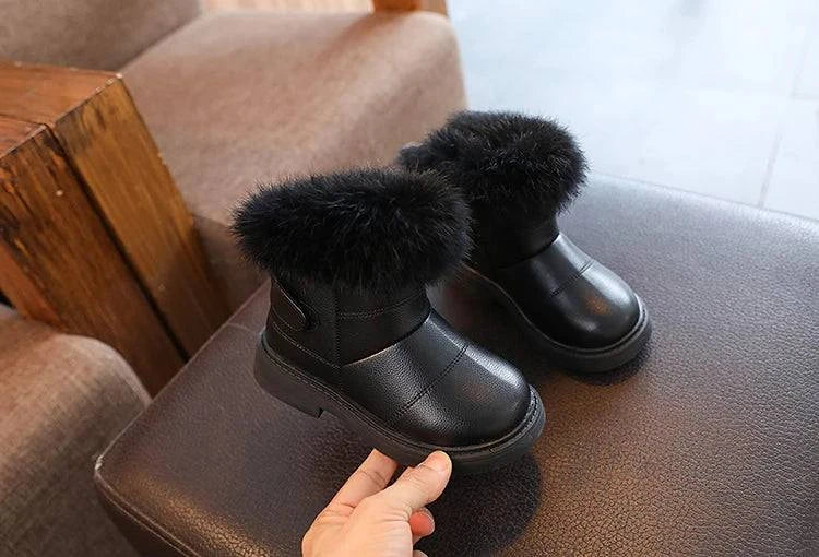2024 Britain Style Kids Boots – Cozy, Plush, Solid Color Winter Shoes Step into winter with the 2024 Britain Style Kids Boots. These cozy, plush winter shoes offer both comfort and style for girls and boys, making them perfect for coldShop All I WantShop All I Wantbritain style kids boots