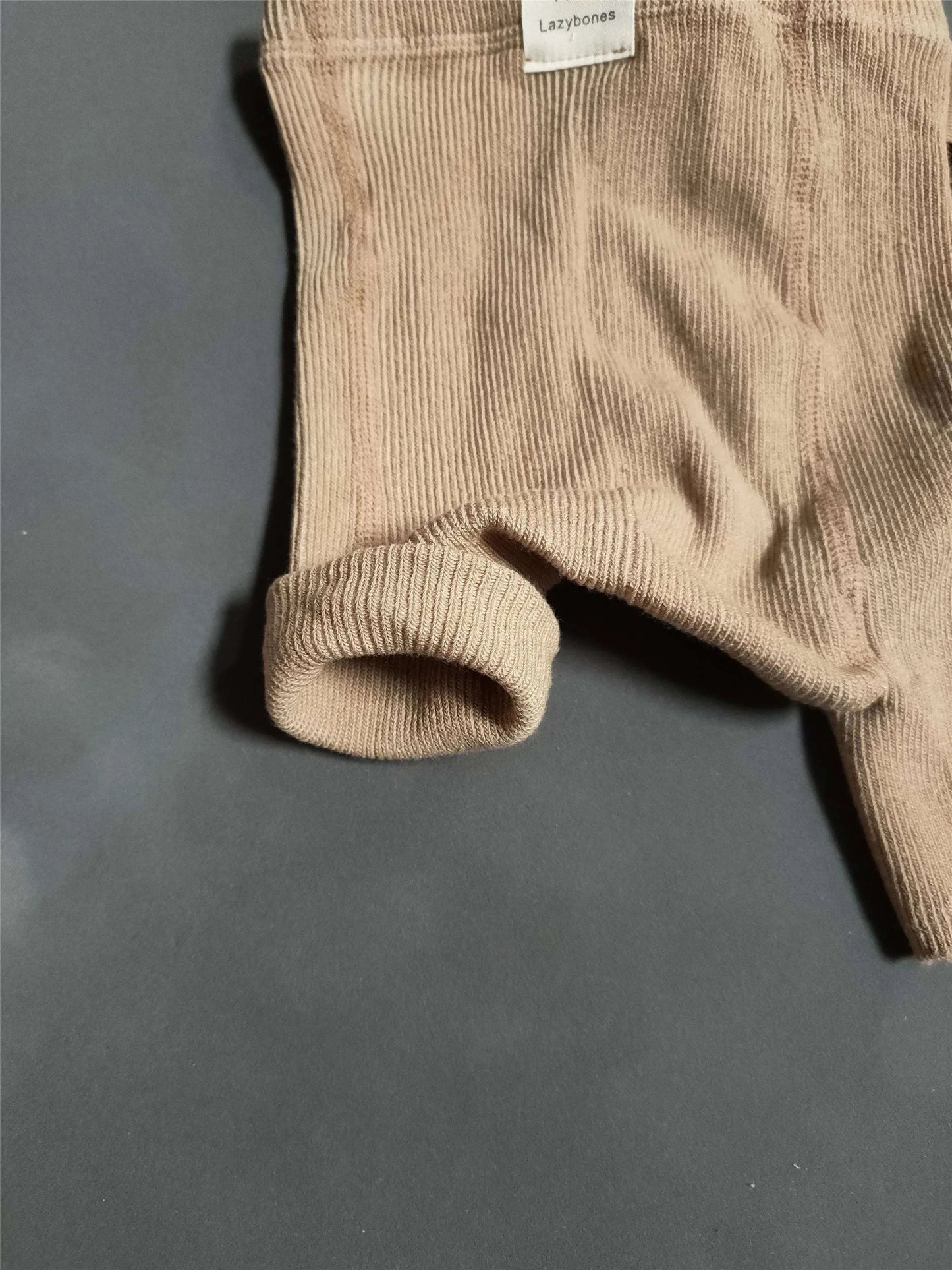 Baby Suspender Shorts – High Waist, Spanish Style, Tight-Fitting, TrenDress your little one in fashion-forward comfort with these Baby Suspender Shorts. Featuring a high waist and Spanish style, these tight-fitting leggings are perfectShop All I WantShop All I WantBaby Suspender Shorts