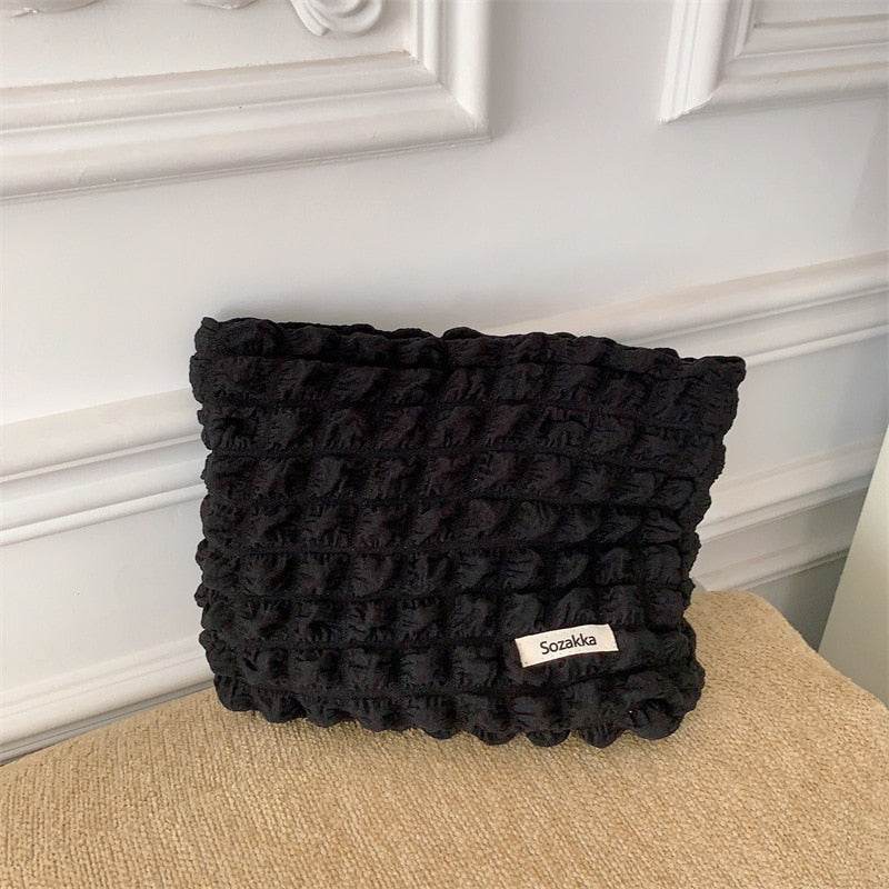 Cosmetic Makeup Organizer BagStay Organized and Stylish with Our Cosmetic Makeup Organizer Bag!
Introducing our Cosmetic Makeup Organizer Bag, designed to simplify your daily beauty routine whilSHOP ALL I WANTShop All I WantCosmetic Makeup Organizer Bag