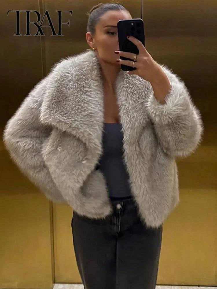 Sequin Woven JacketElevate your casual wardrobe with this versatile jacket from Klkxmyt. Designed for all-season wear, this classic piece features a turn-down collar and single-breasteSHOP ALL I WANTShop All I WantSequin Woven Jacket