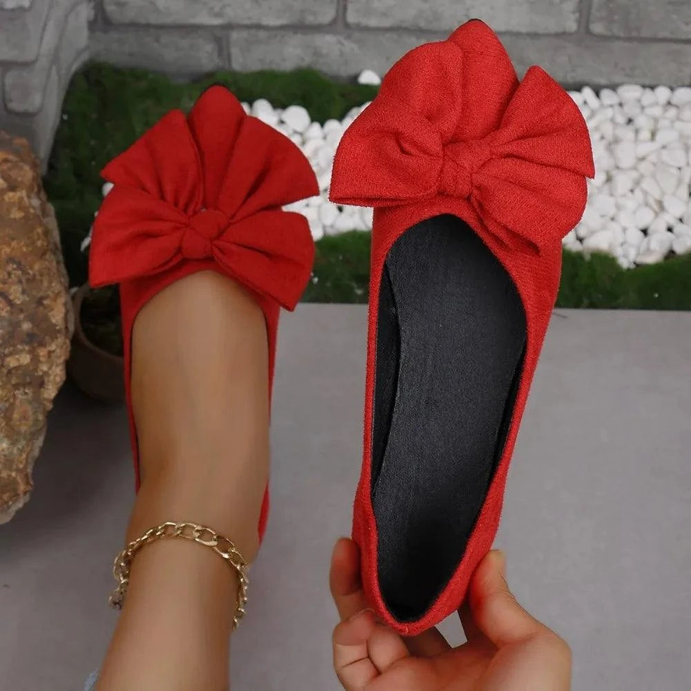 Casual Ballet Flats 🔷Step out in style with these casual ballet flats! Perfect for a chic, comfortable look every day. 👠✨SHOP ALL I WANTShop All I WantCasual Ballet Flats