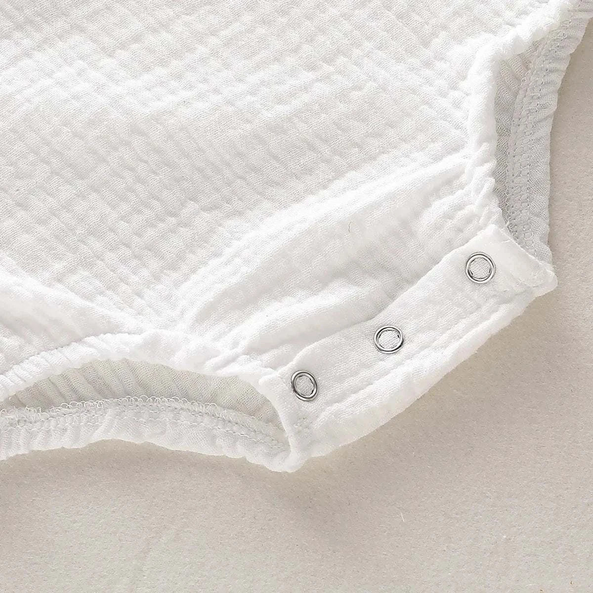 Light & Breezy: Perfect Summer Romper for Babies! 🌼Keep your baby cool and stylish with this light and breezy summer romper. Ideal for warm weather, it combines comfort and cuteness in one perfect outfit.
Benefits:
Shop All I WantShop All I WantPerfect Summer Romper