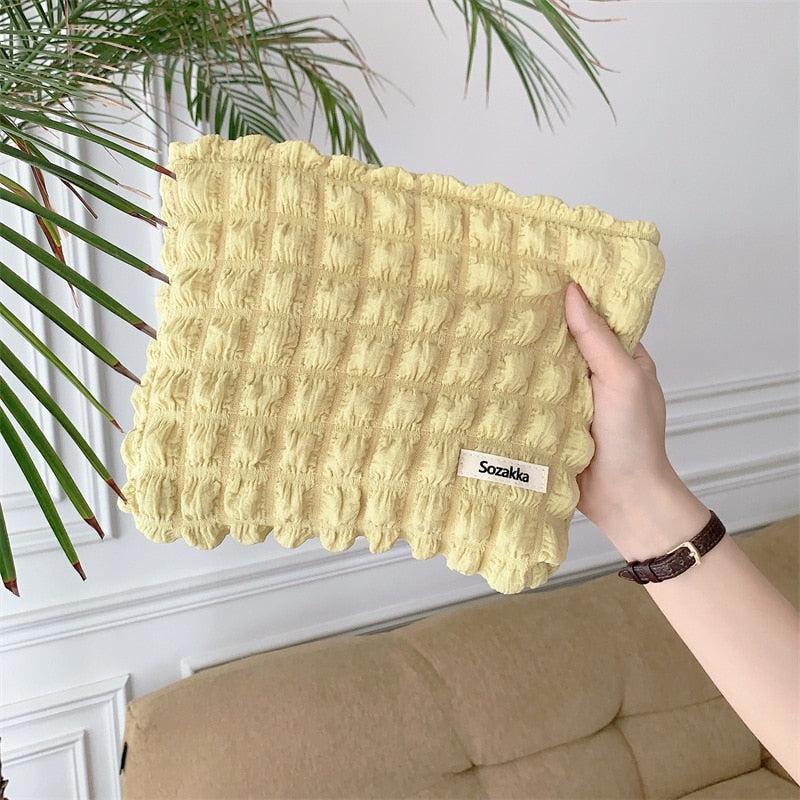 Cosmetic Makeup Organizer BagStay Organized and Stylish with Our Cosmetic Makeup Organizer Bag!
Introducing our Cosmetic Makeup Organizer Bag, designed to simplify your daily beauty routine whilSHOP ALL I WANTShop All I WantCosmetic Makeup Organizer Bag