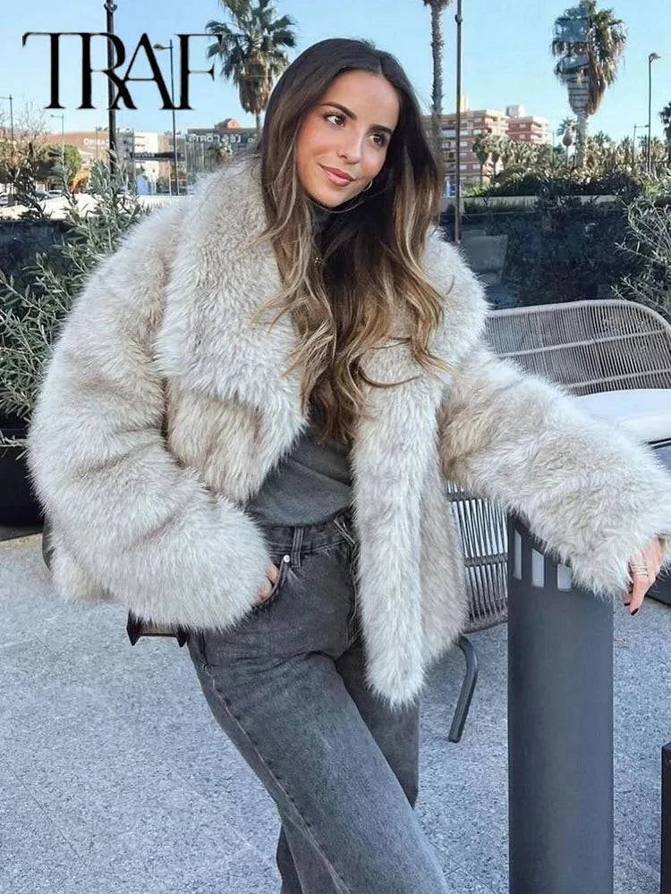 Sequin Woven JacketElevate your casual wardrobe with this versatile jacket from Klkxmyt. Designed for all-season wear, this classic piece features a turn-down collar and single-breasteSHOP ALL I WANTShop All I WantSequin Woven Jacket