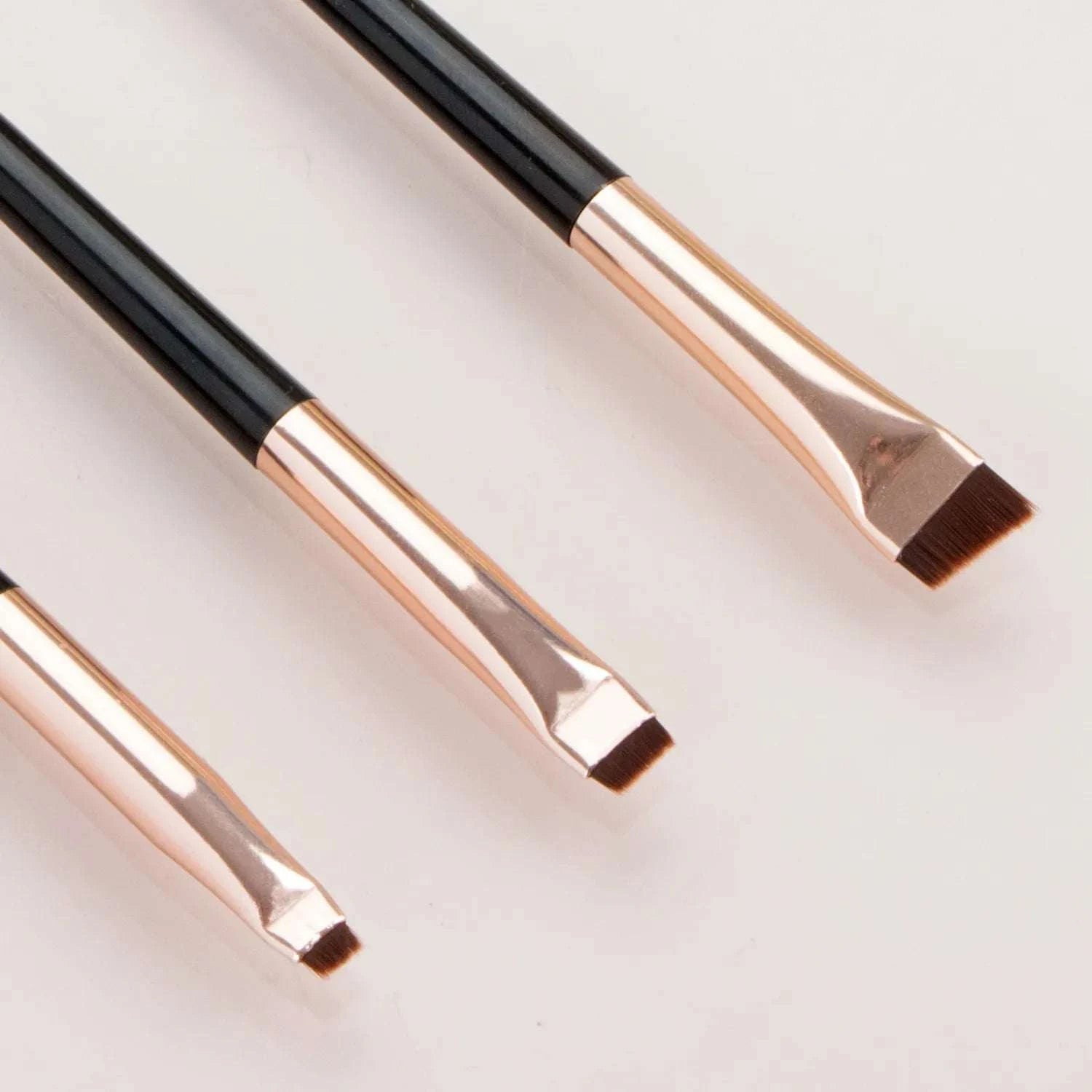 Blade Eyeliner & Brow Brushes: Portable, Precise 🖌️👁️💄Elevate your makeup game with these portable brushes designed for precision. Achieve flawless eyeliner and perfectly groomed brows, anytime and anywhere. These brushSHOP ALL I WANTShop All I WantBlade Eyeliner & Brow Brushes