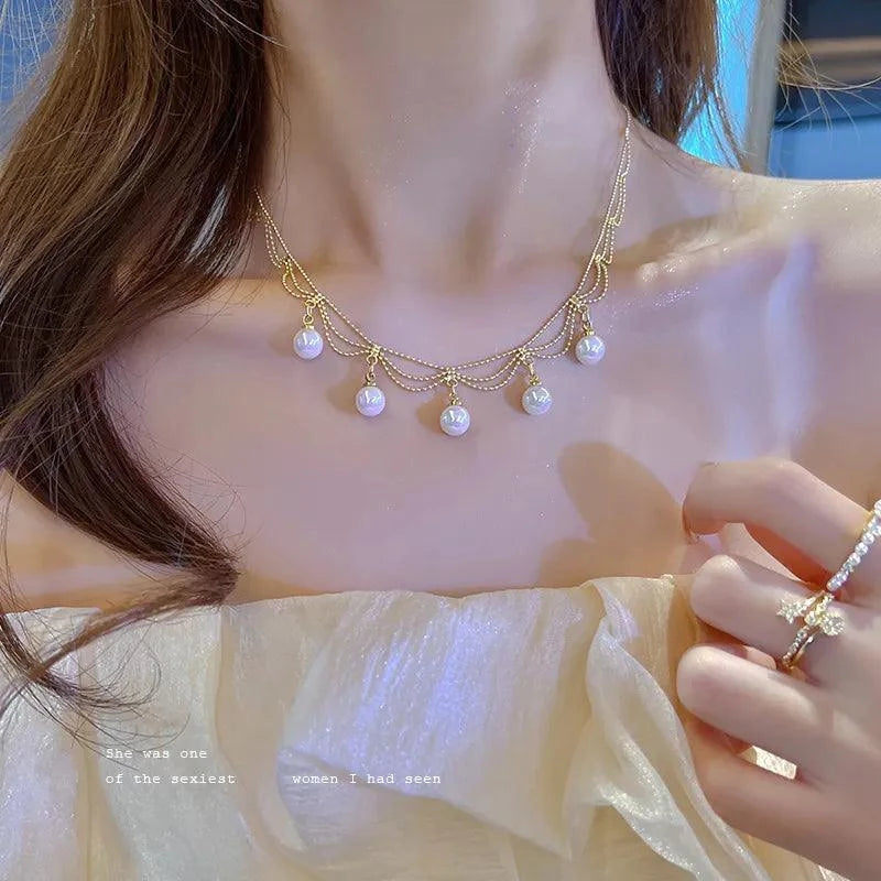 Kpop Pearl Choker Necklace ๐๐ฟEnhance your style with our Kpop Pearl Choker Necklace - a trendy and elegant accessory that adds a touch of sophistication to your look. ๐๐ฟโจ
Key Features:
๐ TrenSHOP ALL I WANTShop All I WantKpop Pearl Choker Necklace