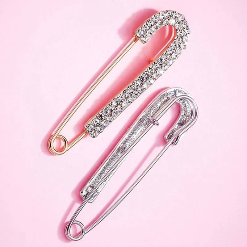 Dazzling Rhinestone Waist Pins ✨📌Elevate your outfits to a new level of glamour with these dazzling rhinestone waist pins. 💃
🌟 Dazzling Elegance: Add a touch of opulence to your style. 💎 SparklinSHOP ALL I WANTShop All I WantDazzling Rhinestone Waist Pins
