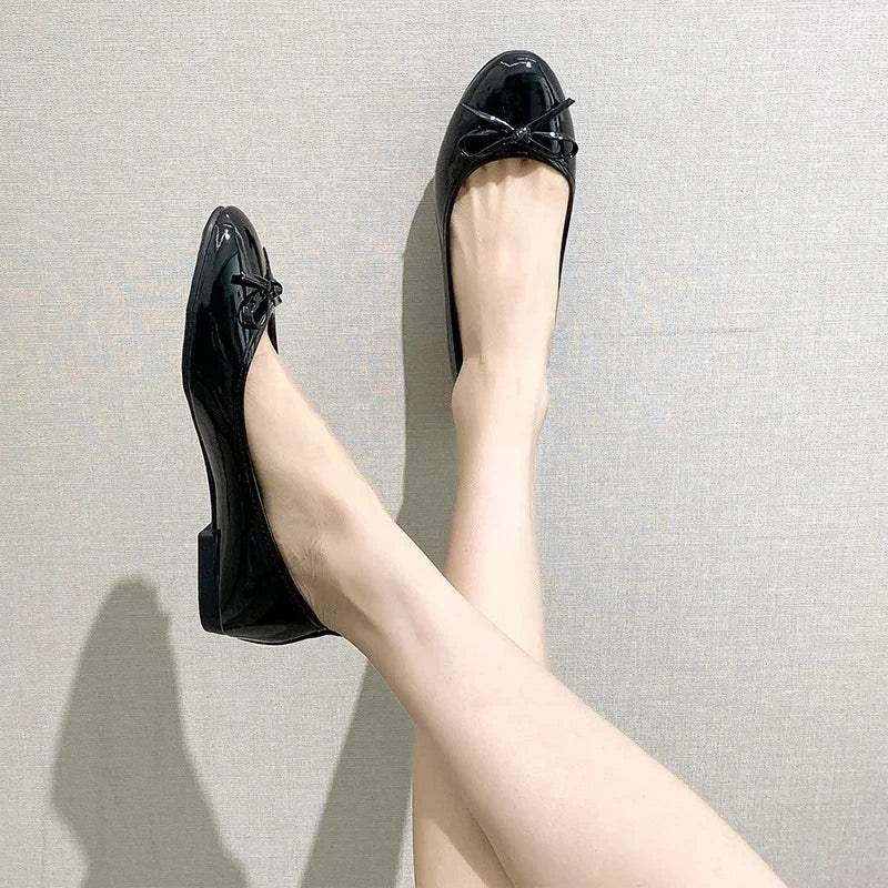 Round Toe Bowtie BallerinasStep out in style with these chic ballet flats, adorned with a cute butterfly-knot detail. Crafted from durable PU with a soft PU insole, these slip-on flats are perSHOP ALL I WANTShop All I WantRound Toe Bowtie Ballerinas