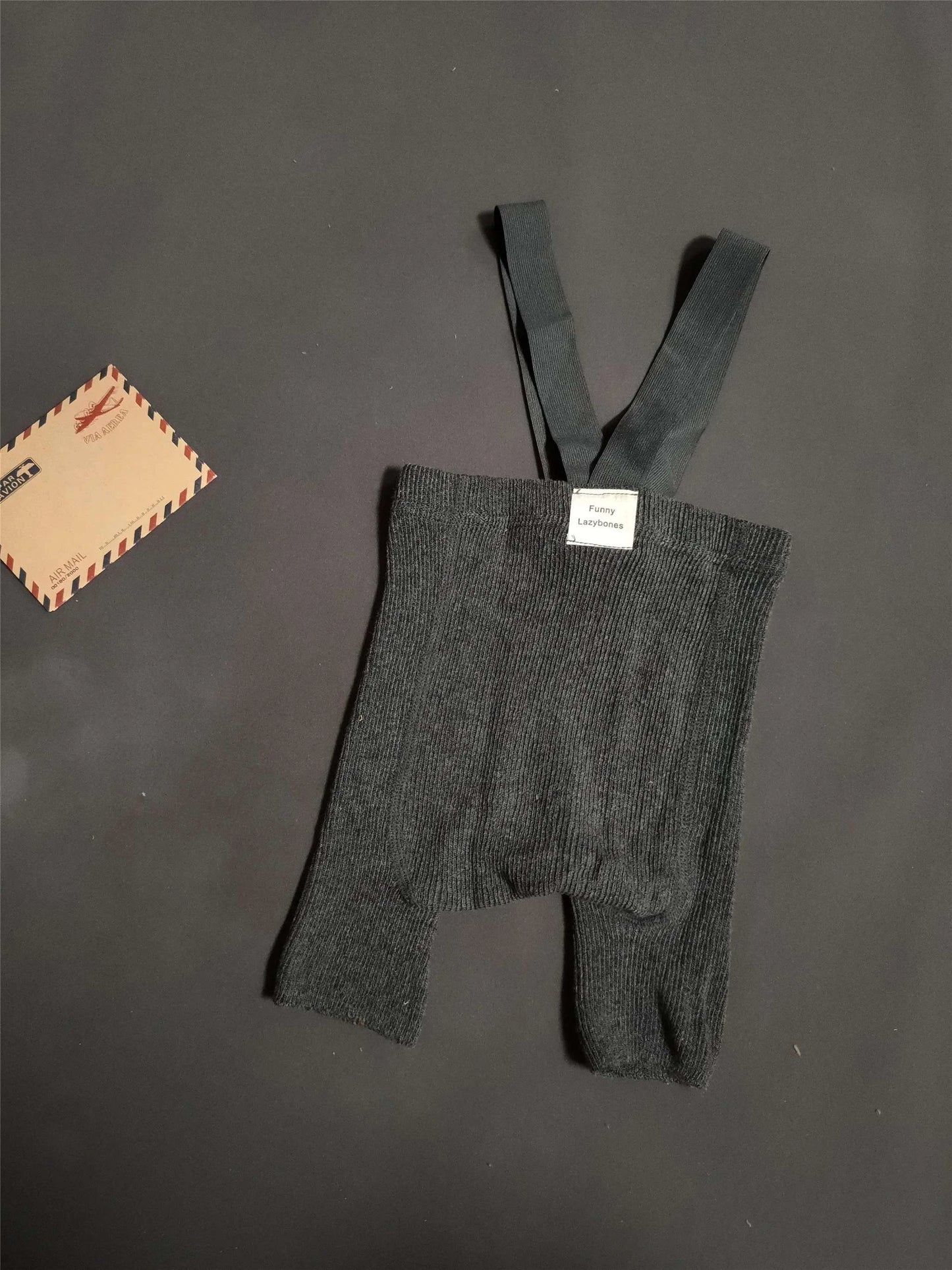 Baby Suspender Shorts – High Waist, Spanish Style, Tight-Fitting, TrenDress your little one in fashion-forward comfort with these Baby Suspender Shorts. Featuring a high waist and Spanish style, these tight-fitting leggings are perfectShop All I WantShop All I WantBaby Suspender Shorts