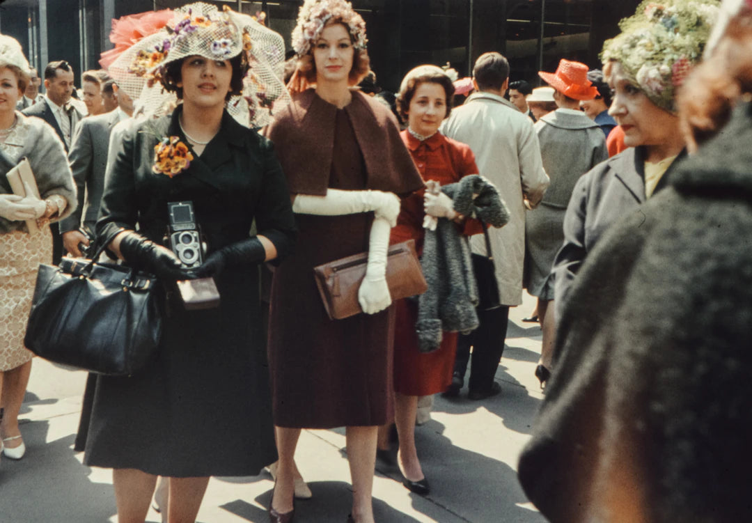 The Evolution of Women's Fashion Through the Decades A Timeless Journey