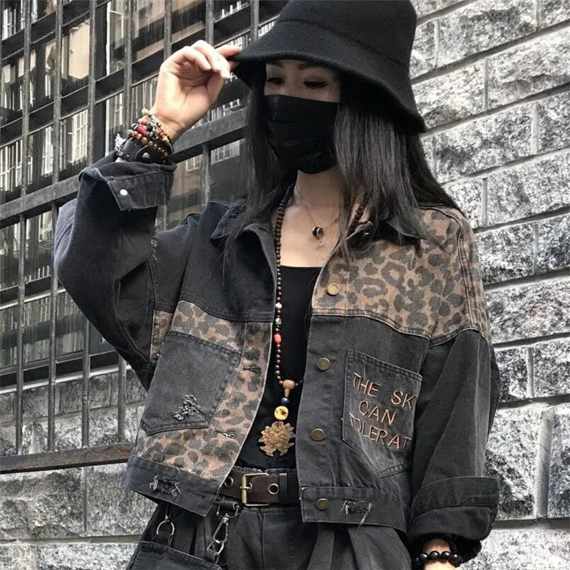 Women's Embroidered Leopard Denim Jacket – Distressed Streetwear for Spring/Autumn 🐆💥