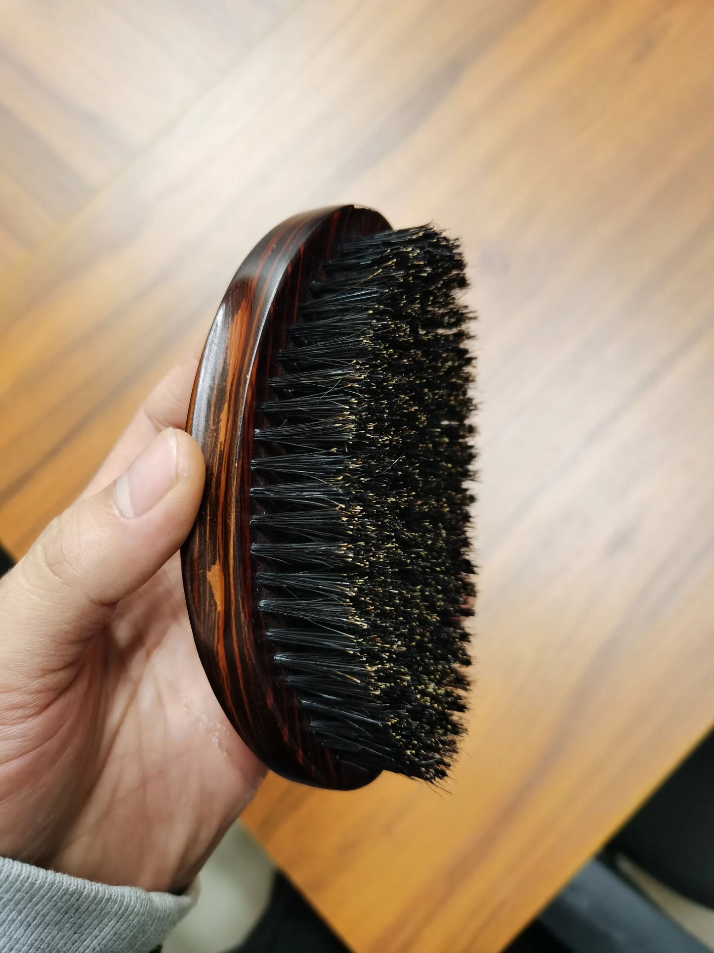 New MAN Hair Brush – Boar Bristle Beard & Shaving Comb for Face Massage and Hair Cleaning 🧔✨