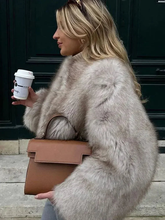 Elegant Fluffy Faux Fur Coat for Women – Luxury Winter Jacket & High Street Outerwear ❄️✨