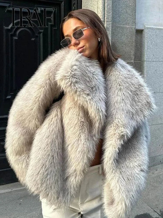 Sequin Woven JacketElevate your casual wardrobe with this versatile jacket from Klkxmyt. Designed for all-season wear, this classic piece features a turn-down collar and single-breasteSHOP ALL I WANTShop All I WantSequin Woven Jacket