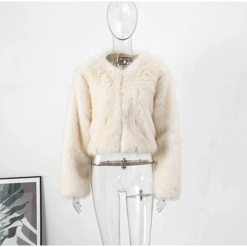 Elegant Fluffy Faux Fur Coat for Women – Luxury Winter Jacket & High Street Outerwear ❄️✨