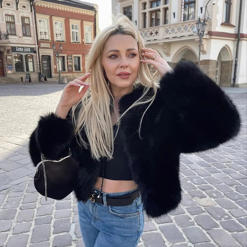 Gradient Cropped Faux Fur Coat – Iconic Street Fashion for Women, Winter Fluffy Short Jacket ❄️🌈