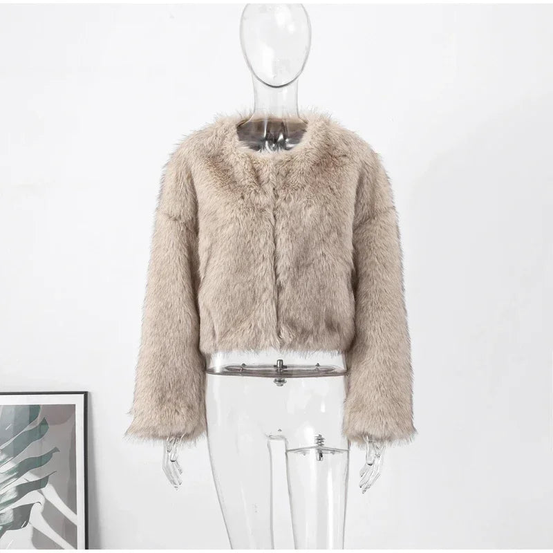 Elegant Fluffy Faux Fur Coat for Women – Luxury Winter Jacket & High Street Outerwear ❄️✨