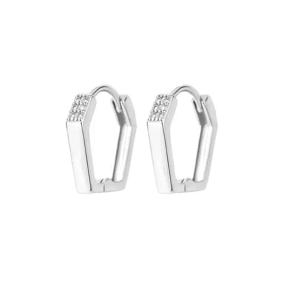 U-Shaped Square Hoop Earrings 🔲💫 #AestheticJewelrySquare Shaped EarringsIntroducing our U-Shaped Square Hoop Earrings – a bold and modern addition to your jewelry collection that seamlessly blends the classic hoop design with a contemporShop All I Want