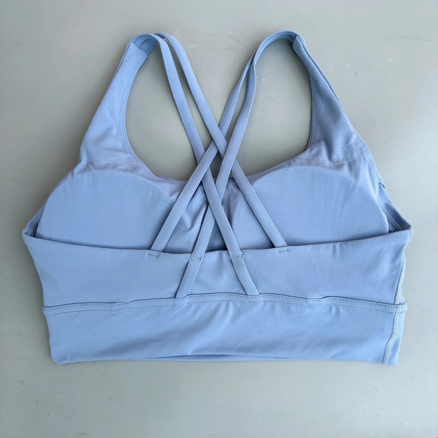 Solid Color Soft Cross Back Women’s Fitness Bra  🏋️‍♀️✨