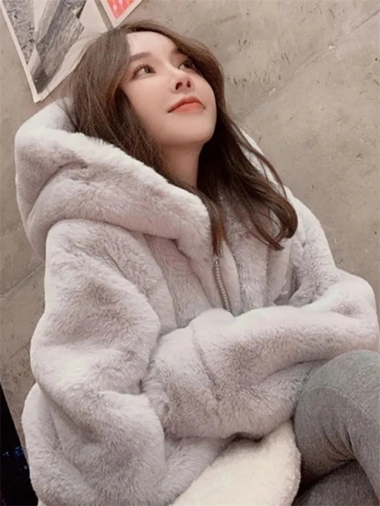 Hooded Faux Rabbit Fur Jacket – Loose Thicken Plush Coat for Women, Luxury Winter Furry Chaquetas ❄️✨