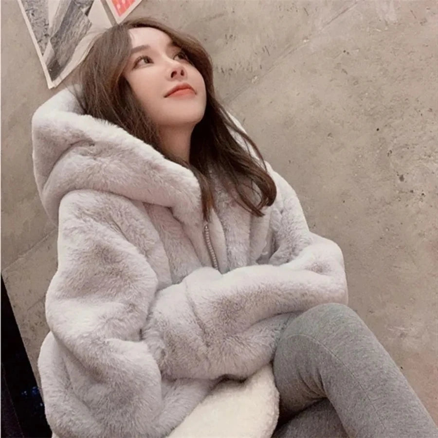 Hooded Faux Rabbit Fur Jacket – Loose Thicken Plush Coat for Women, Luxury Winter Furry Chaquetas ❄️✨