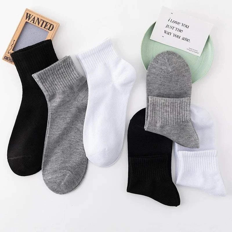 Shop All I Want SHOP ALL I WANT 🧦 5 Pairs Men's Solid Color Socks – Black & White, Business Casual & Breathable Cotton 🌟