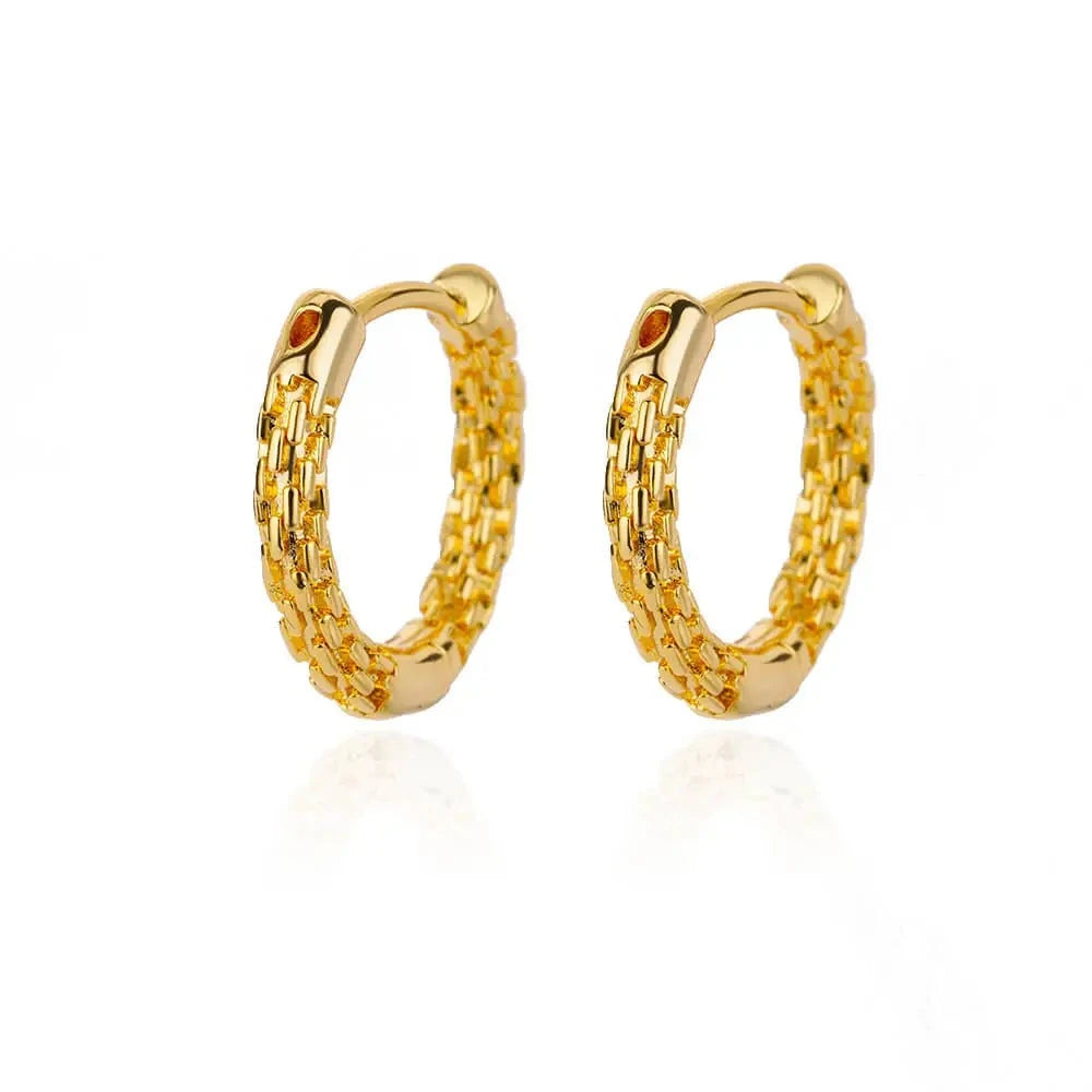 U-Shaped Square Hoop Earrings 🔲💫 #AestheticJewelrySquare Shaped EarringsIntroducing our U-Shaped Square Hoop Earrings – a bold and modern addition to your jewelry collection that seamlessly blends the classic hoop design with a contemporShop All I Want