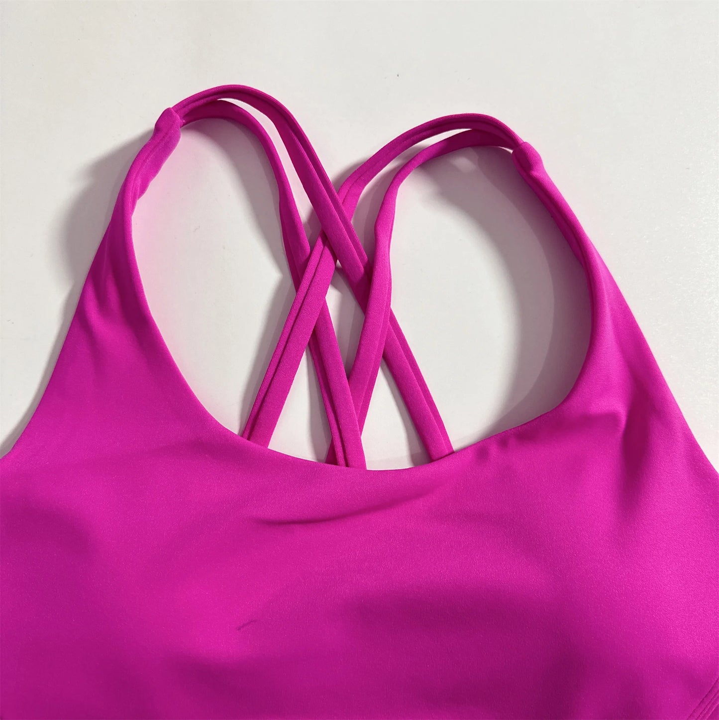 Solid Color Soft Cross Back Women’s Fitness Bra  🏋️‍♀️✨