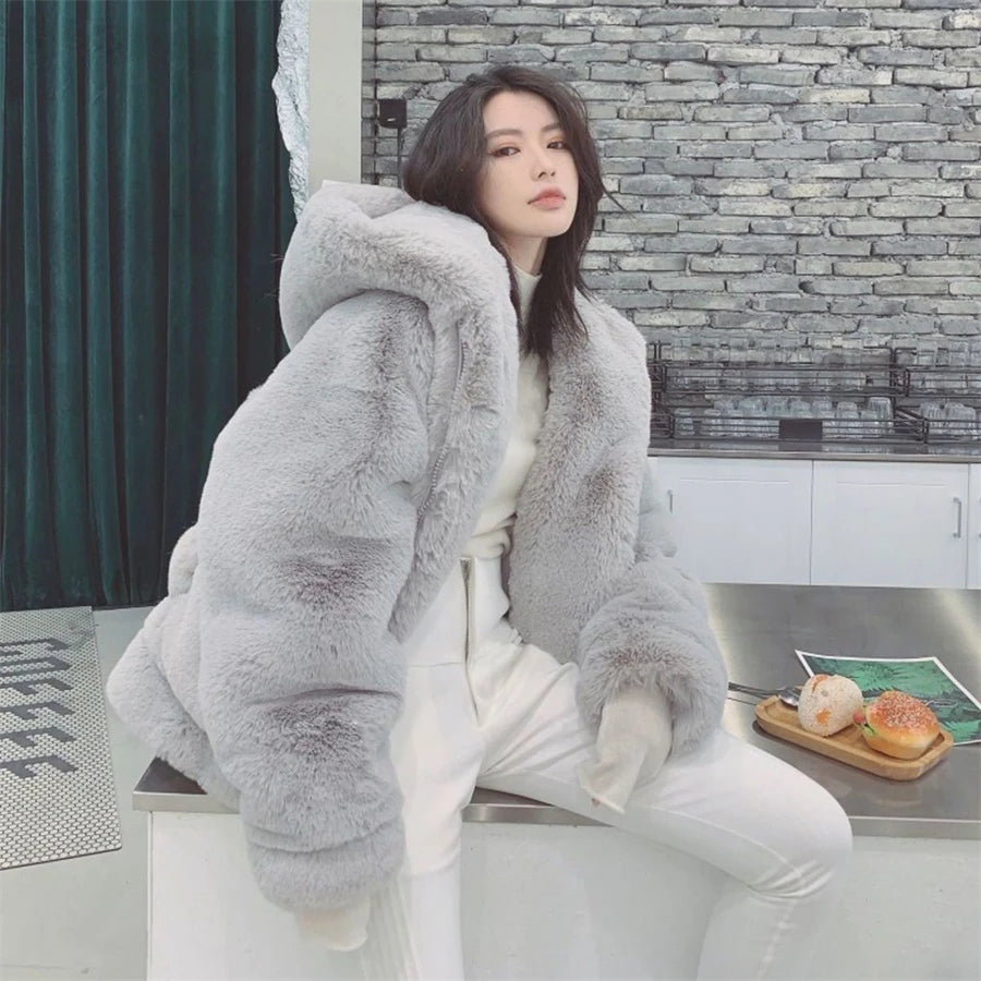 Hooded Faux Rabbit Fur Jacket – Loose Thicken Plush Coat for Women, Luxury Winter Furry Chaquetas ❄️✨