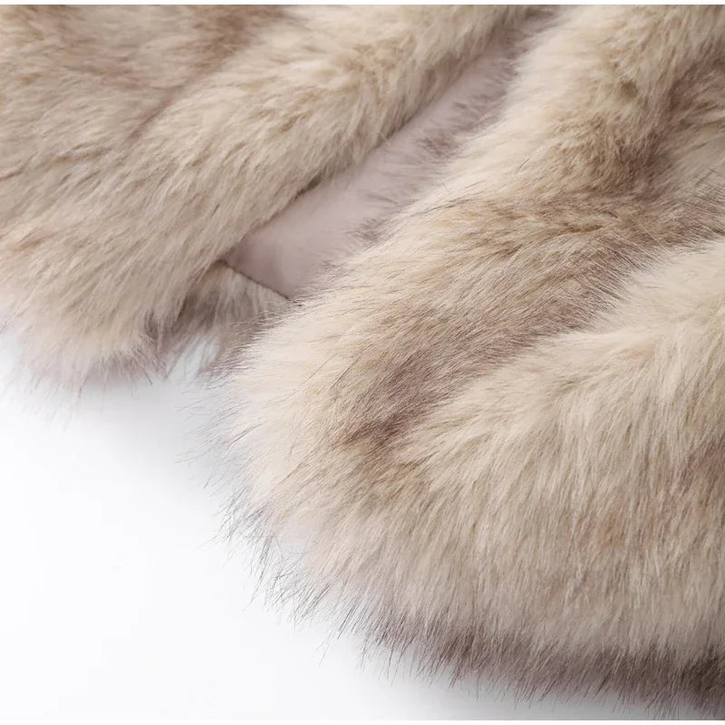 Elegant Fluffy Faux Fur Coat for Women – Luxury Winter Jacket & High Street Outerwear ❄️✨